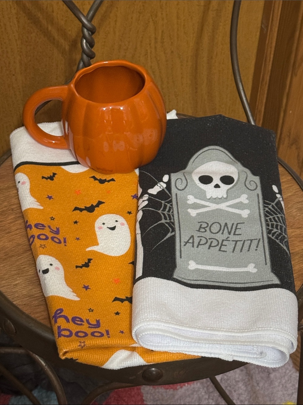 Halloween Kitchen Towel Set with Orange Pumpkin Mug
